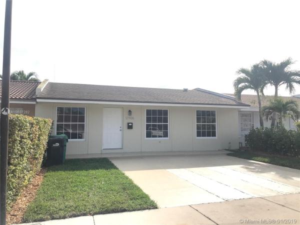 Royale Green, 12906 SW 52nd St, Kendale Lakes, Florida 33175, image 2