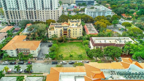 328 Majorca Ave, Coral Gables, Florida 33134, image 2