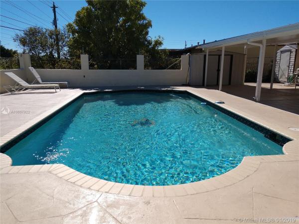 Sunset West, 7115 SW 136th Ct, Kendale Lakes, Florida 33183, image 2