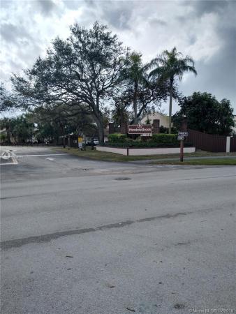 Meadowbrook, 14856 SW 72nd Ter #14856, Kendall West, Florida 33193, image 2