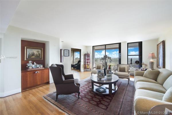 Gables Laroc, 441 Valencia Ave #1002, Coral Gables, Florida 33134, image 2