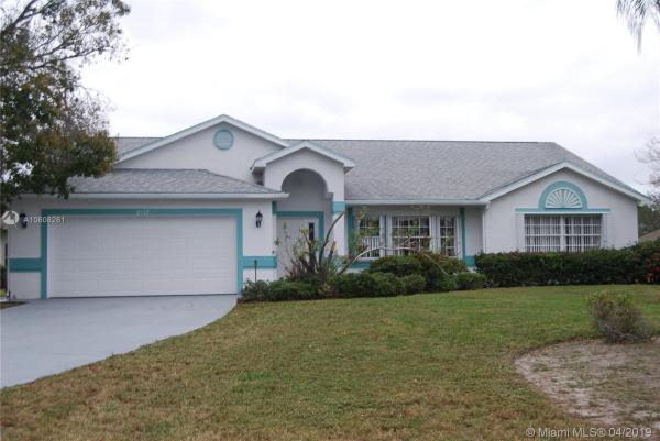 2137 SE Harlow, Florida 34952, image 2