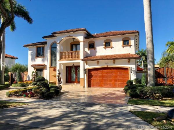 Graveran Estates, 16264 NW 86th Ct, Miami Lakes, Florida 33016, image 2