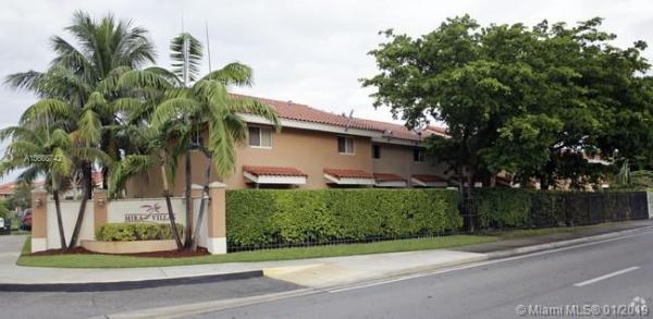 Mira Villas, 8265 NW 6th Ter #257, Fountainebleau, Florida 33126, image 2