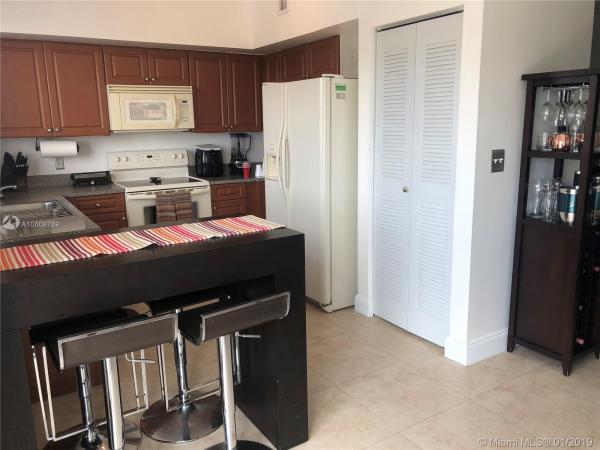 Le Jeune Place, 115 SW 42nd Ave #408, Miami, Florida 33134, image 2