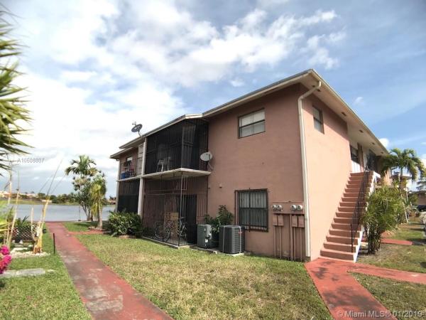 Playa Lago, 13331 SW 17th Ln #4-6, Tamiami, Florida 33175, image 2