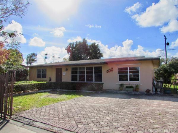 Fairway Park, 16400 SW 99th Ave, Kendall, Florida 33157, image 2