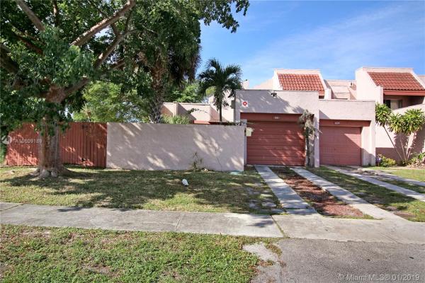 Wimbledon, 1631 NW 56th Ter #4, Lauderhill, Florida 33313, image 2