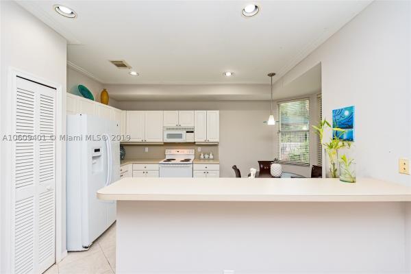 Gardens At Huntington, 15281 SW 50th St, Miramar, Florida 33027, image 2