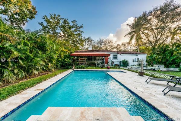 Dunnings Miami Shores, 5 NW 107th St, Miami Shores, Florida 33168, image 2