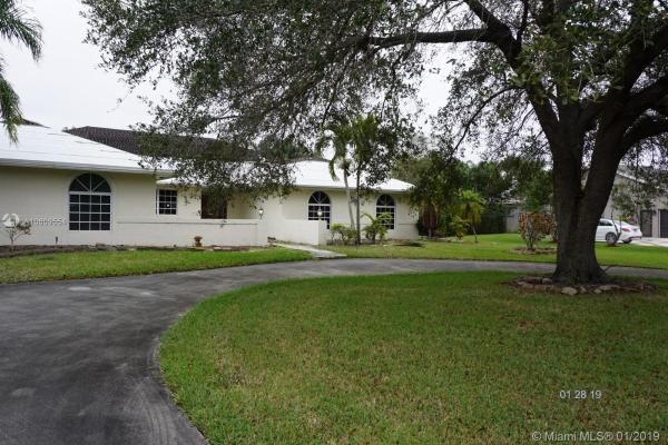 Whispering Pines, 13401 SW 30th Ct, Davie, Florida 33330, image 2