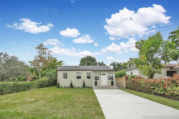 Country Club Estates, 100 Truxton Dr, Miami Springs, Florida 33166, image 2
