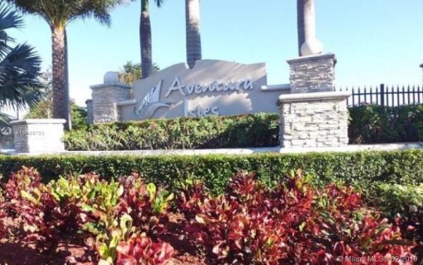Champion Lakes, 809 NE 191st St, Ives Estates, Florida 33179, image 2