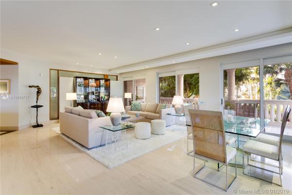 Padua At Deering Bay, 13633 Deering Bay Dr #215, Coral Gables, Florida 33158, image 2