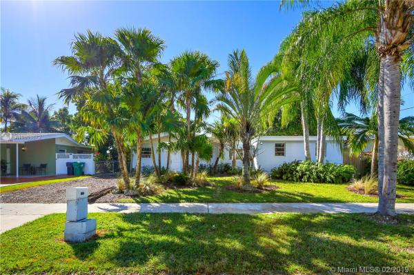 Cutler Ridge, 10050 SW 213th Ter, Cutler Bay, Florida 33189, image 2