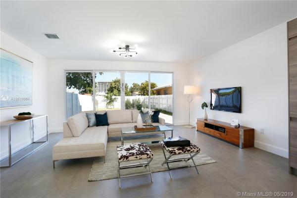 The Pines, 3167 SW 25th St, Miami, Florida 33133, image 2