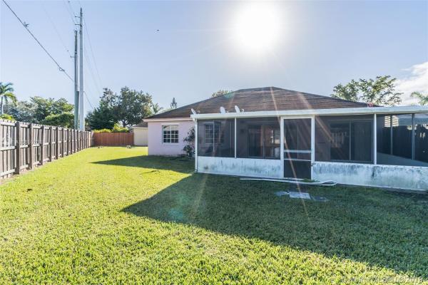 Fantasy One, 13775 SW 180th Ter, Richmond West, Florida 33177, image 2