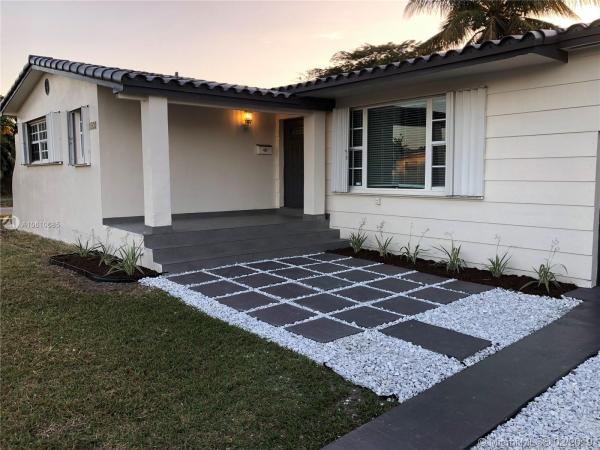 Westchester Residential, 2022 SW 84th Ct, Westchester, Florida 33155, image 2
