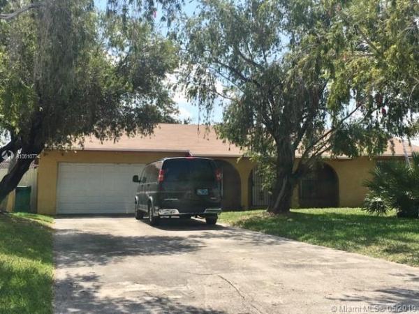 El Alamo, 10730 SW 166th Ter, Palmetto Estates, Florida 33157, image 2