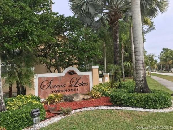 Weitzer Serena Lakes Townhomes, 13913 SW 176th Ln #13913, Richmond West, Florida 33177, image 2