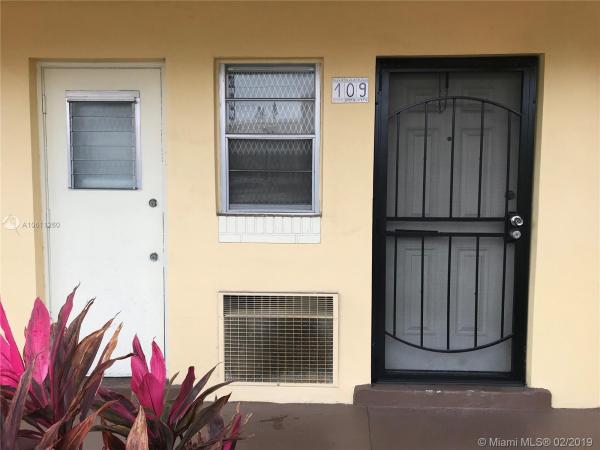 Biscayne Lake Gardens, 20201 NE 29th Ct #D109, Aventura, Florida 33180, image 2