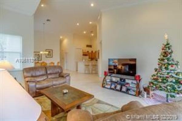 9223 Wentworth Ln #9223, Florida 34986, image 2