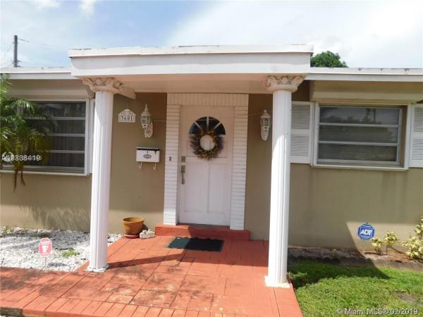Fairfax Brolliar, 3601 SW 21st St, Fort Lauderdale, Florida 33312, image 2