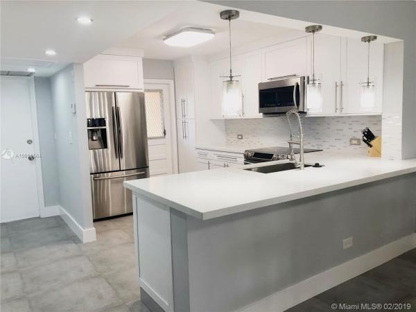 Royal Oaks, 445 NE 195th St #427, Ives Estates, Florida 33179, image 2
