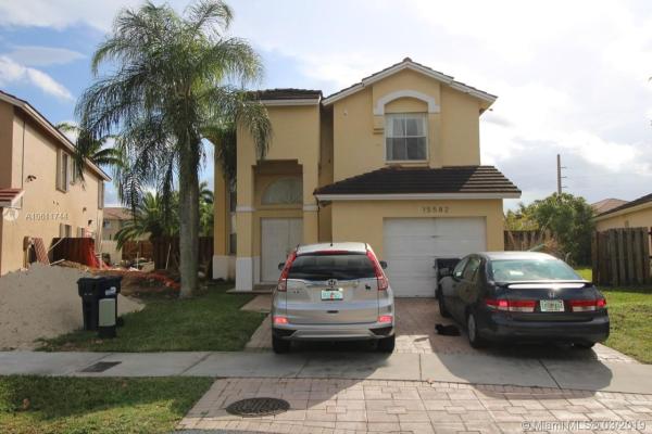 Victoria Parc, 15582 SW 148th Ter, Country Walk, Florida 33196, image 2