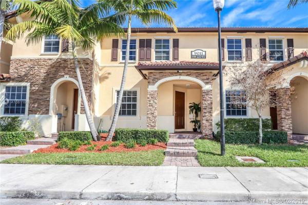 The Shores At Isles Of Bayshore, 9011 SW 227th St #3, Cutler Bay, Florida 33190, image 2