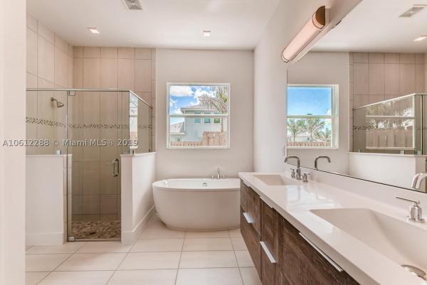 Manchester Estates, 61 NW 122nd Ave, Tamiami, Florida 33184, image 3