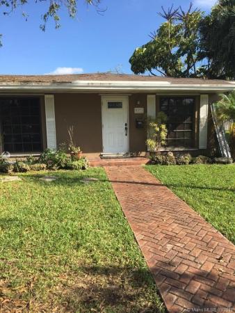 Bel Aire, 9373 Sterling Dr, Cutler Bay, Florida 33157, image 2
