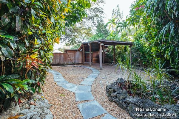 Douglas Circle, 3741 Kumquat Ave, Miami, Florida 33133, image 2
