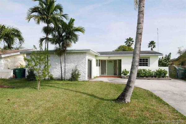 Miramar Isles, 4017 S Lake Ter, Miramar, Florida 33023, image 2