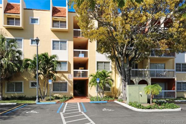 Village Of Kings Creek, 7800 Camino Real #H-114, Glenvar Heights, Florida 33143, image 2