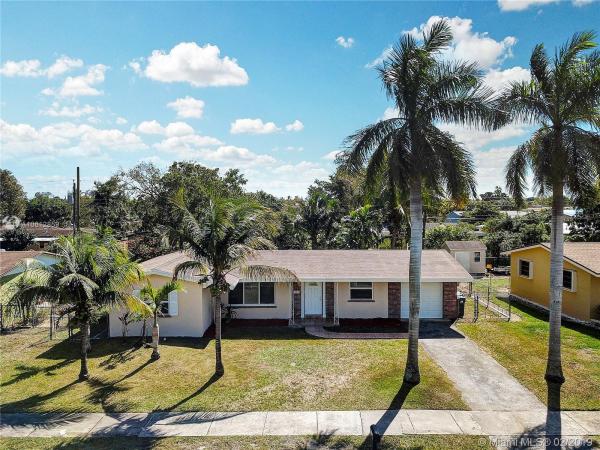Fairway Pines, 15815 SW 105th Ct, Palmetto Estates, Florida 33157, image 2