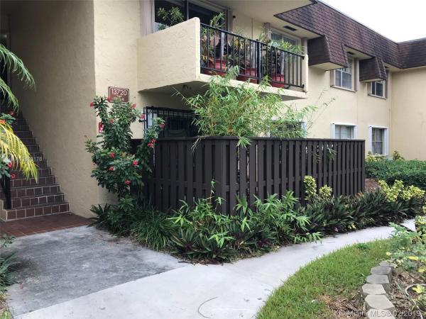 Heather Walk, 13720 SW 90th Ave #5, Kendall, Florida 33176, image 2
