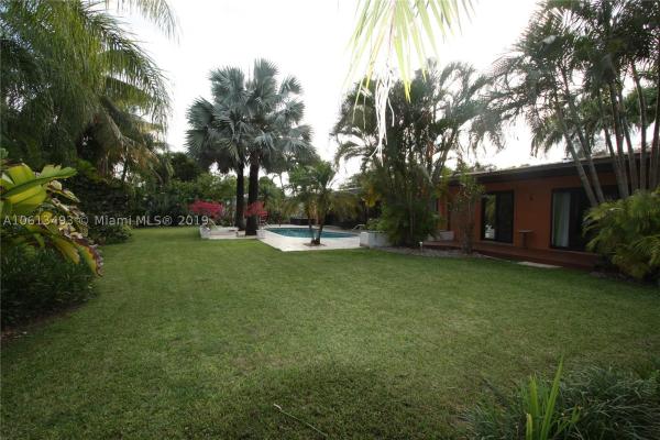Village Grove, 7800 SW 134th Ter, Pinecrest, Florida 33156, image 3