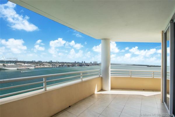 Three Tequesta Point, 848 Brickell Key Dr #2101, Miami, Florida 33131, image 2