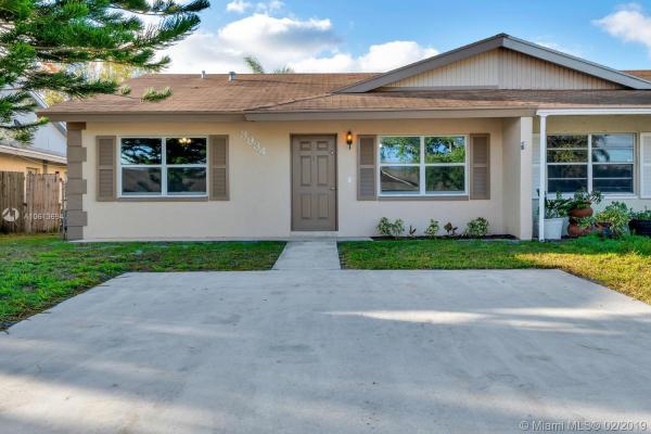 Elmwood Estates, 3934 Loni St, West Palm Beach, Florida 33403, image 2