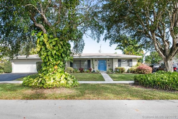 Palmetto Country Club Estates, 9811 158, Palmetto Estates, Florida 33157, image 2