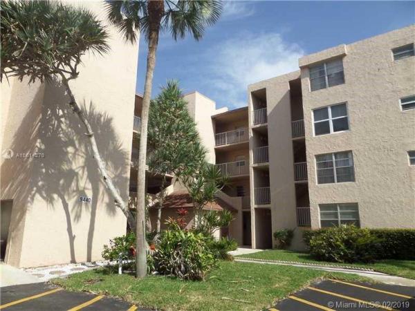 Live Oak Of Pine Island Ridge, 9440 Live Oak Pl #304, Davie, Florida 33324, image 2