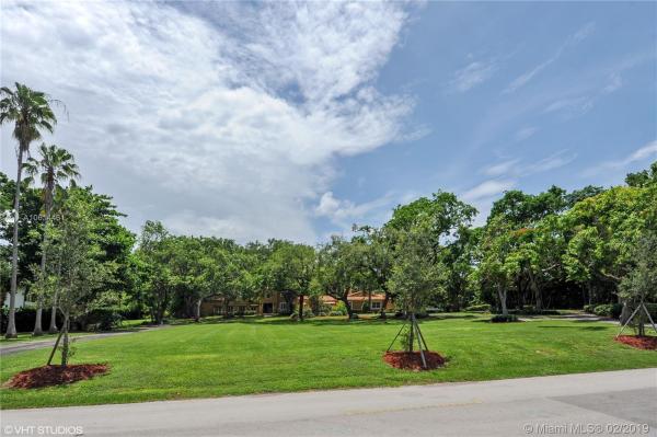 8820 Arvida Dr, Coral Gables, Florida 33156, image 2