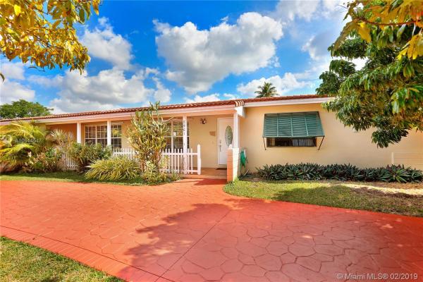 Twin Lakes Manor, 5961 SW 63rd Ct, South Miami, Florida 33143, image 2