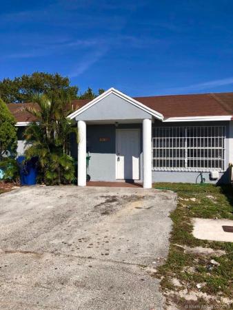 Del Prado Gardens, Miami Gardens, Florida 33055, image 2