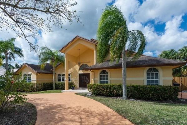 Arenal, 14600 SW 98th Ave, Kendall, Florida 33176, image 2