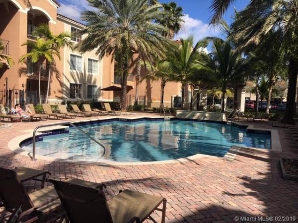Gables Court, 6801 SW 44th St #304, Glenvar Heights, Florida 33155, image 2