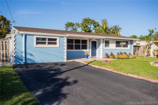 Stirling Lake, 5621 SW 56th St, Davie, Florida 33314, image 2