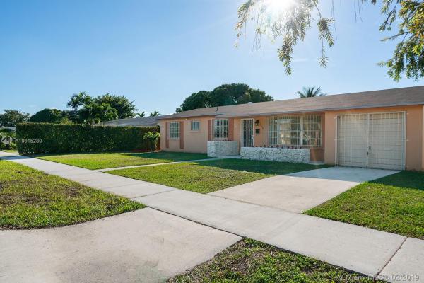 Darlington Manor, 6030 SW 95th Ct, Sunset, Florida 33173, image 2