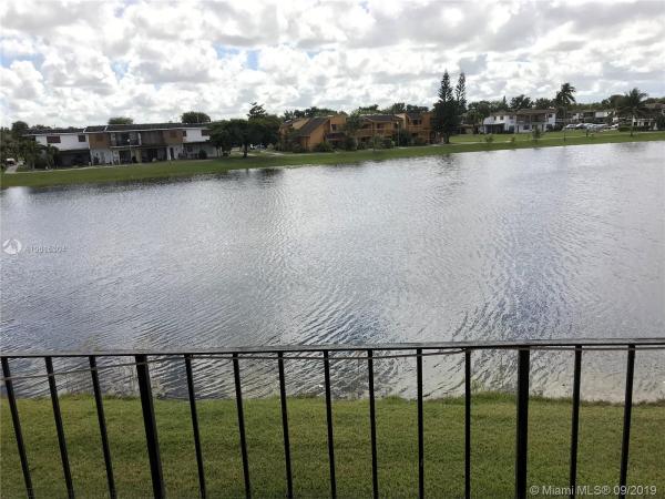 Laguna Tropical, 6894 NW 173rd Dr #512, Hialeah, Florida 33015, image 2